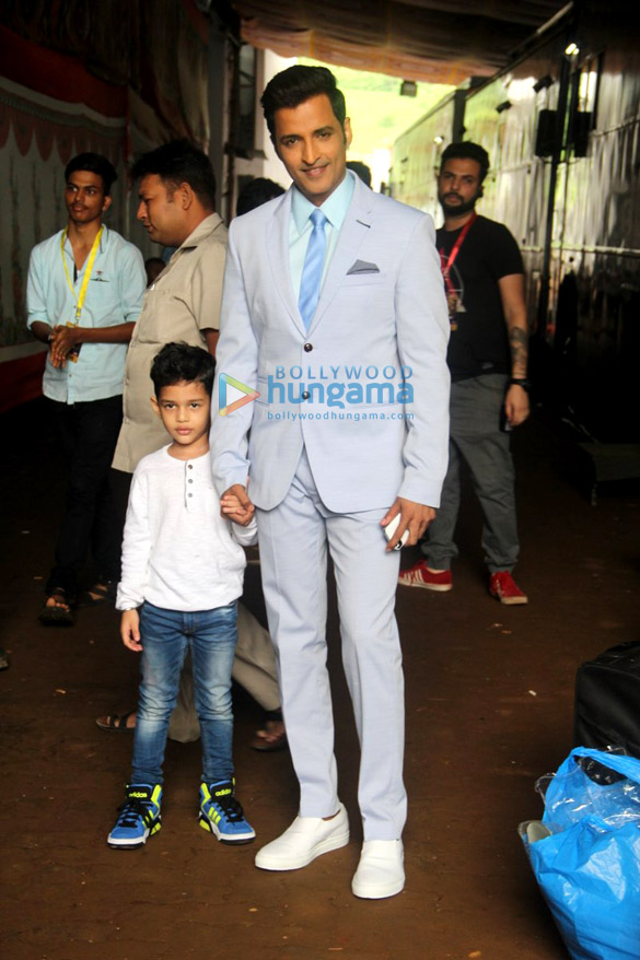 promotion of akira on the sets of jdj 11
