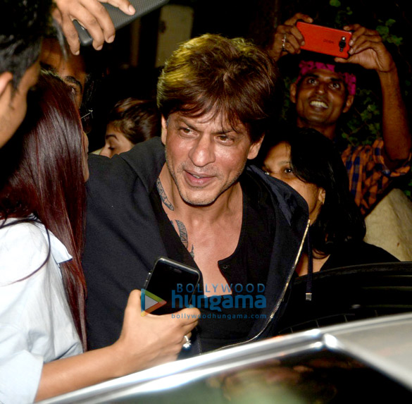 Shah Rukh Khan spotted outside Shankar Mahadevan’s office