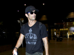 Sushant Singh Rajput & Kriti Sanon snapped returning after shooting for ‘Raabta’ in the Maldives