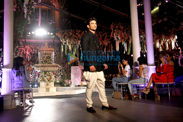 sushant shraddha at lfw 2016 1