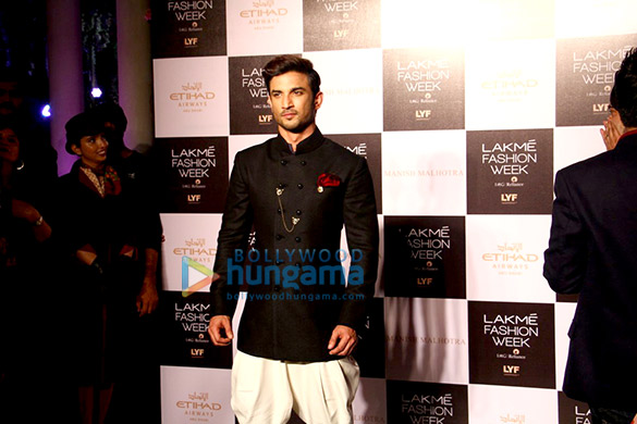 sushant shraddha at lfw 2016 24