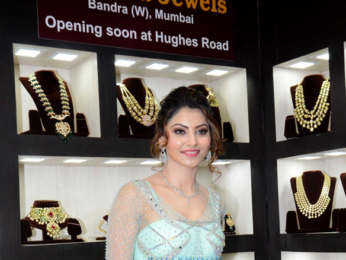 Urvashi Rautela inaugurates 'Glamour Exhibition' at 'Sahara Star'