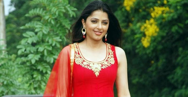 “Isn’t A Sister Supposed To Be HOT At Any Time?”: Bhumika Chawla “Isn’t A Sister Supposed To Be HOT At Any Time?”: Bhumika Chawla