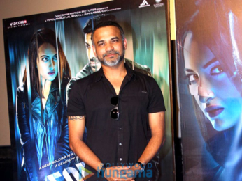 John Abraham & Sonakshi Sinha at the trailer launch of 'Force 2'