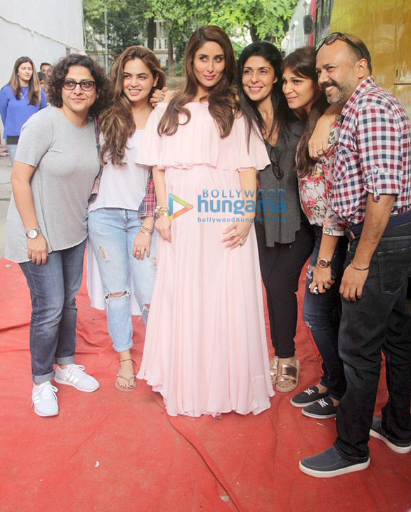 kareena snapped in mehboob studio 6