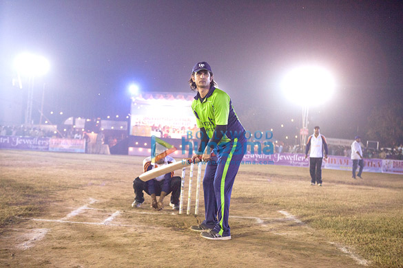 m s dhoni the untold story 1 2
