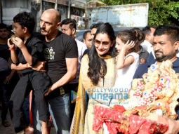 Manyata Dutt & kids’ Ganesh visarjan