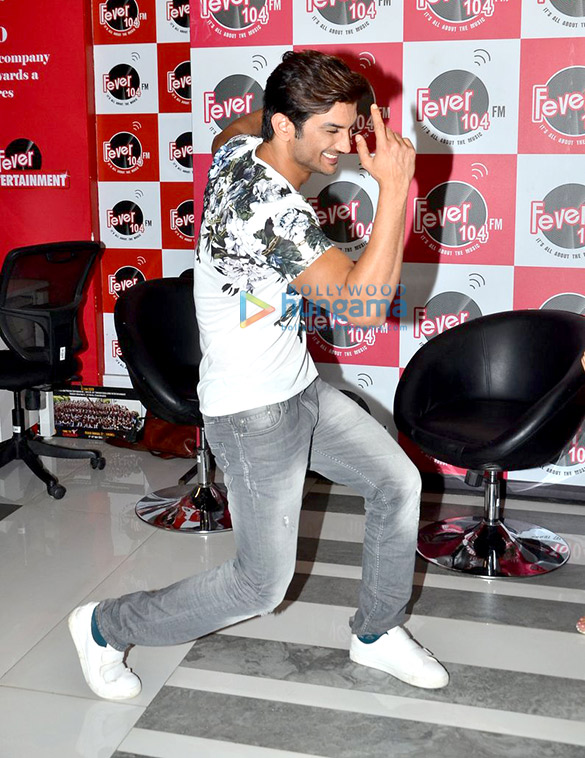 promotion of m s dhoni the untold story 5