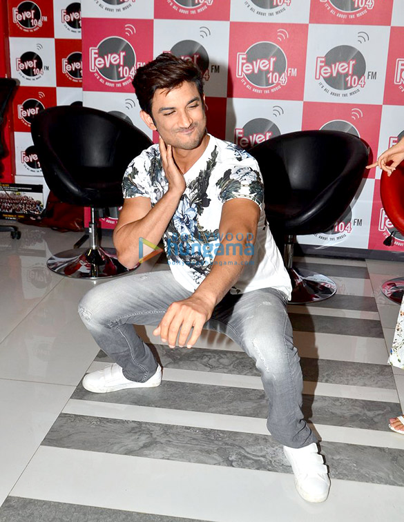 promotion of m s dhoni the untold story 8