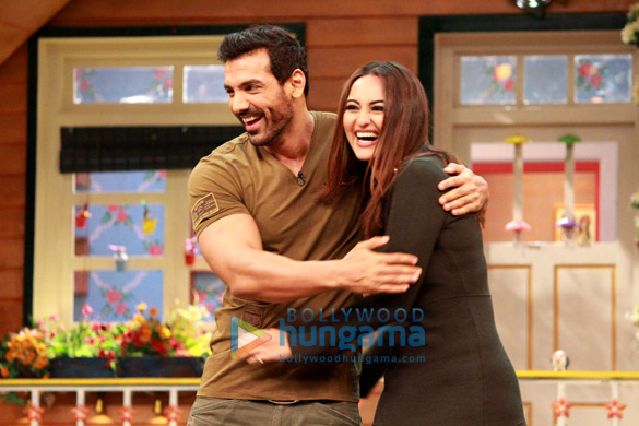 John Abraham & Sonakshi Sinha snapped on the sets of ‘The Kapil Sharma Show’, while promoting their upcoming film Force 2