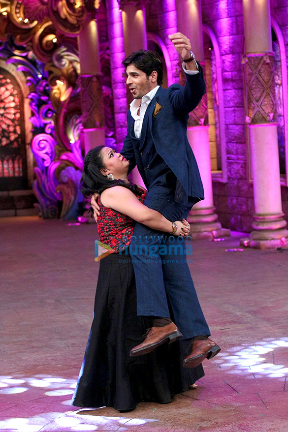 promotions of baar baar dekho on the comedy nights bachao 7