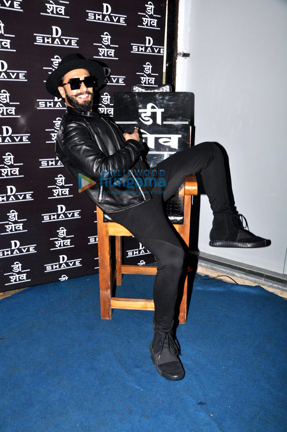 ranveer singh inaugurates d shave salon by his personal hair stylist 2