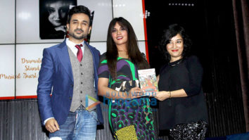 Richa Chadda unveils Trisha Das’ book ‘Ms Draupadi Kuru After The Pandavas’