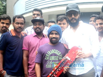 Riteish Deshmukh visits a screening to interact with a 'Banjo' artist at Chitra theatre, Mumbai