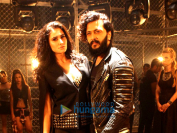 Riteish Deshmukh & Nargis Fakhri shoot for 'Banjo' promotional video