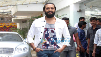 Riteish Deshmukh spotted outside Sunny Super Sound