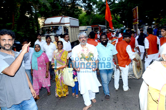 sanjay leelas ganesha visarjan 1