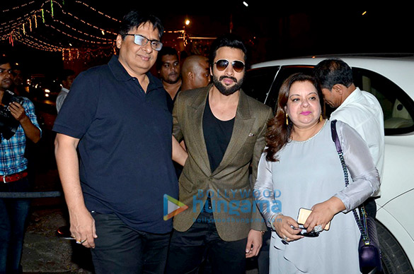 shilpa rings in raj kundras birthday 9