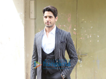 Sidharth Malhotra & Katrina Kaif promote 'Baar Baar Dekho' on the sets of 'The Voice India Kids'