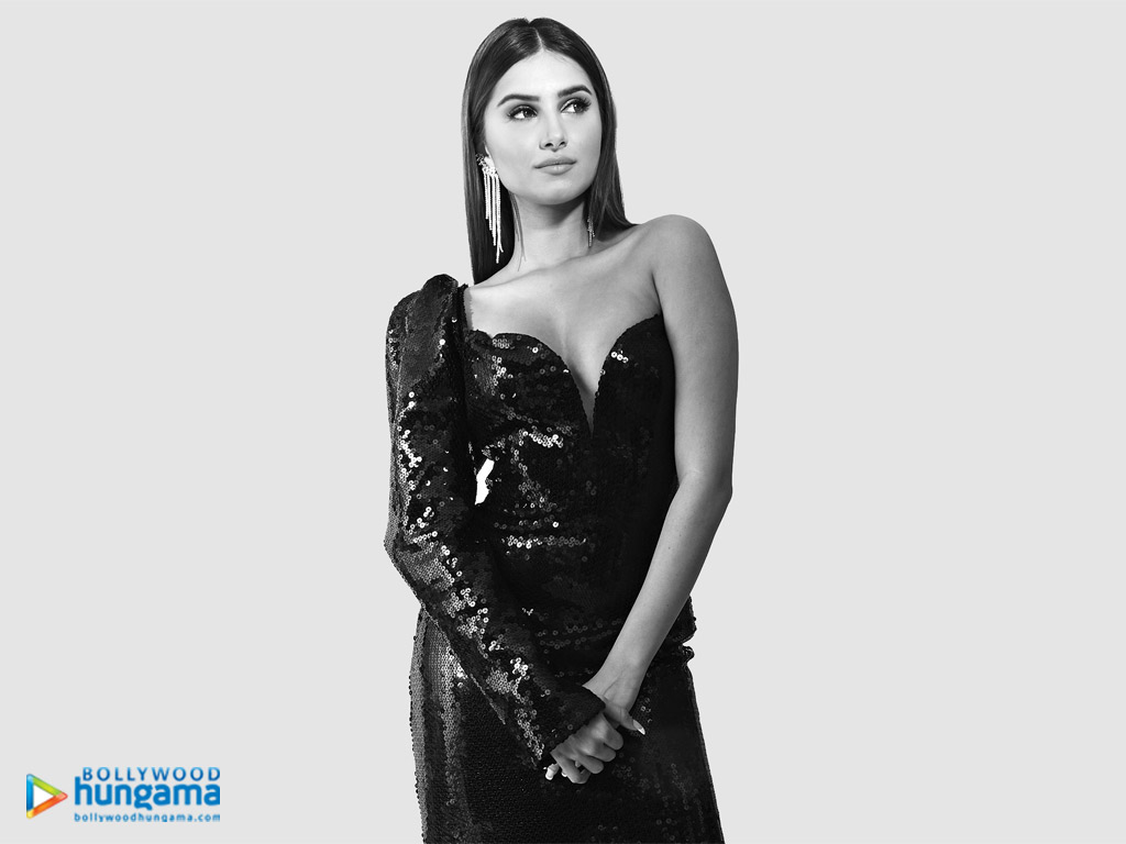 Tara Sutaria Tara Sutaria