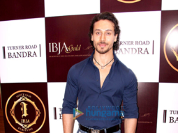 Tiger Shroff, Nimrat Kaur, Sushmita Sen & Preity Zinta at the launch of IBJA Gold store