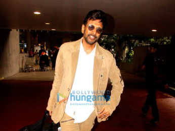 Varun Dhawan & Katrina Kaif snapped at international terminal