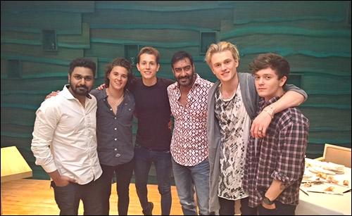 check out ajay devgn farah khan boman irani and mithoon meet the vamps band 2 check out ajay devgn farah khan boman irani and mithoon meet the vamps band 2