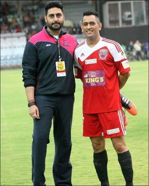 check out a charity match between bollywood celebrities and cricketers 3