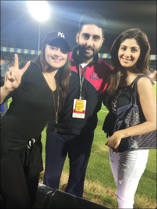 check out a charity match between bollywood celebrities and cricketers 7 check out a charity match between bollywood celebrities and cricketers 7