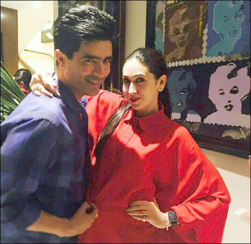 check out manish malhotras bash with the pretty ladies in b town 4 check out manish malhotras bash with the pretty ladies in b town 4