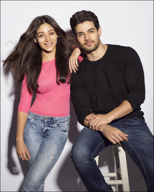 check out bollywood celebrities wish their siblings on raksha bandhan 6 check out bollywood celebrities wish their siblings on raksha bandhan 6