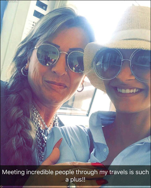 sonam kapoor holidaying in jerusalem with her mother sunita 4
