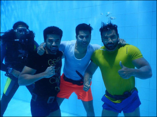 check out varun dhawan and john abraham shoot underwater for dishoom 2 check out varun dhawan and john abraham shoot underwater for dishoom 2