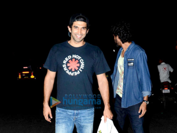 Aditya Roy Kapur snapped with friends post dinner at Monkey bar