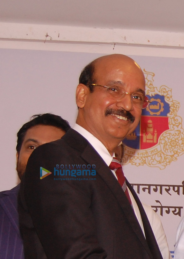 akshay kumar at bhamla foundations jaanbachao initiative 8