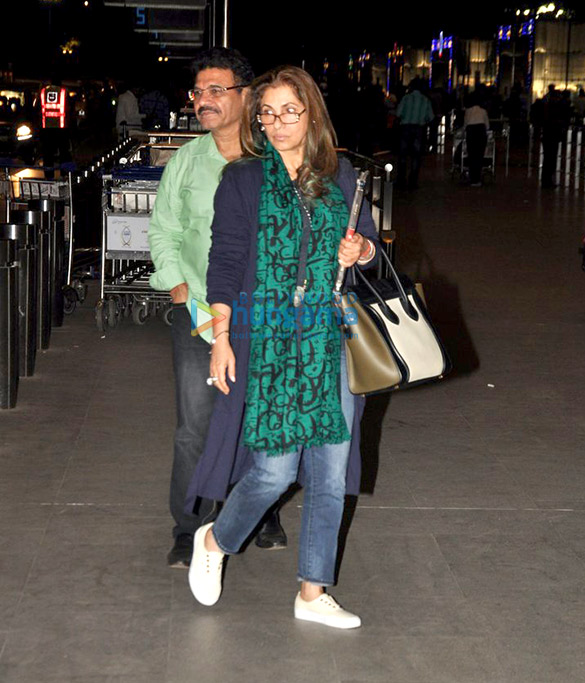 akshay and family depart for holidays in dubai 2