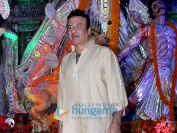 Alia Bhatt and Kajol grace Navratri celebrations in Juhu