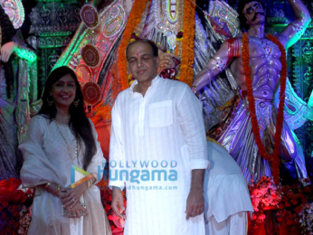 Alia Bhatt and Kajol grace Navratri celebrations in Juhu