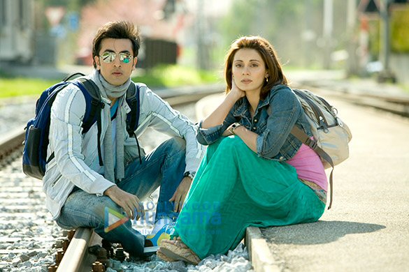 bachna ae haseeno 11