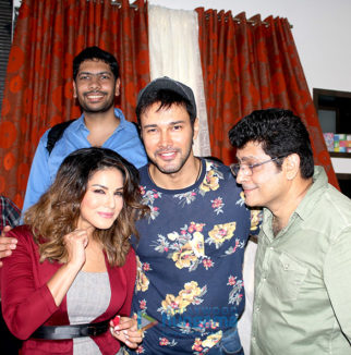 On The Sets Of The Movie Beiimaan Love