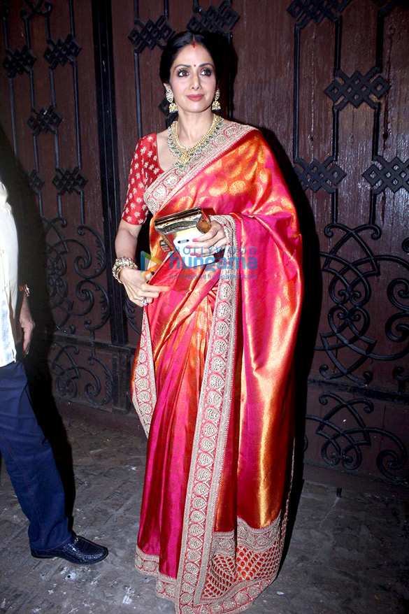 celebs celebrate karva chauth at anil kapoors house in juhu 8