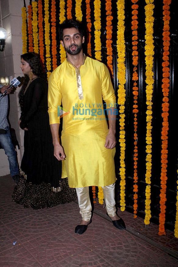 celebs grace ektas diwali bash 32