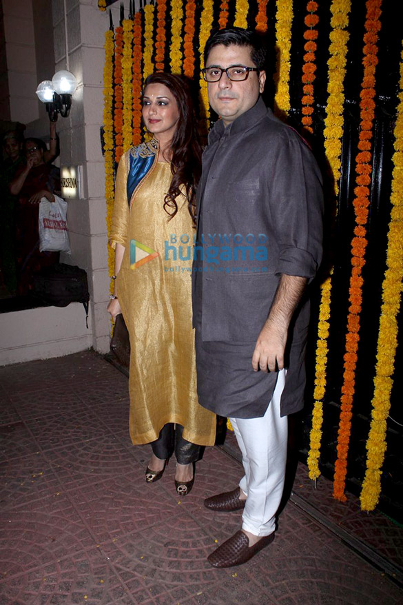 celebs grace ektas diwali bash 34