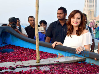 Dia Mirza graces Good Homes Art Fair 2016