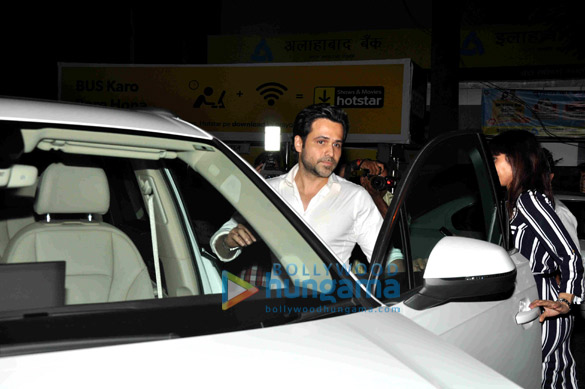 emraan snapped with kunal post dinner 4