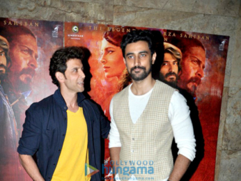 Hrithik Roshan, Jacqueline Fernandez and others grace the screening of 'Mirzya'