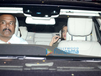 Jacqueline Fernandez & Sonam Kapoor snapped post dinner at Sequel Bistro & Juice Bar in Mumbai