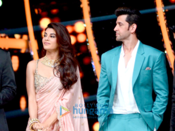 Promotion of 'Kaabil' on the sets of Jhalak Dikhhla Jaa Season 9