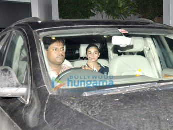 Ranbir Kapoor, Sachin Tendulkar, Alia Bhatt, Varun Dhawan & Jacqueline Fernandez arrive back from Guwahati