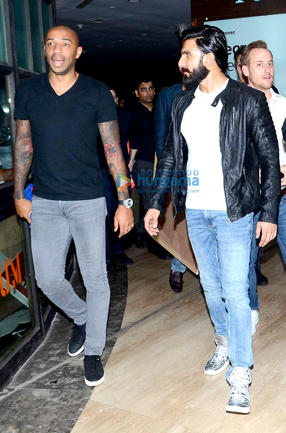 ranveer singh thierry henry esha gupta and dia mirza grace the puma bash 2